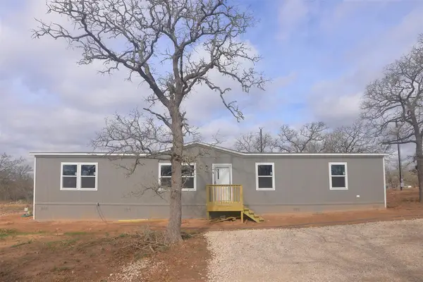 195 Tuck St #B, Cedar Creek, TX 78612