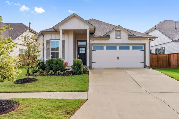 233 Snowbell St, San Marcos, TX 78666