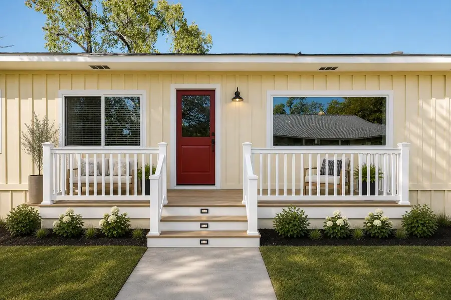 318 S Avenue C, Elgin, TX 78621 - #2