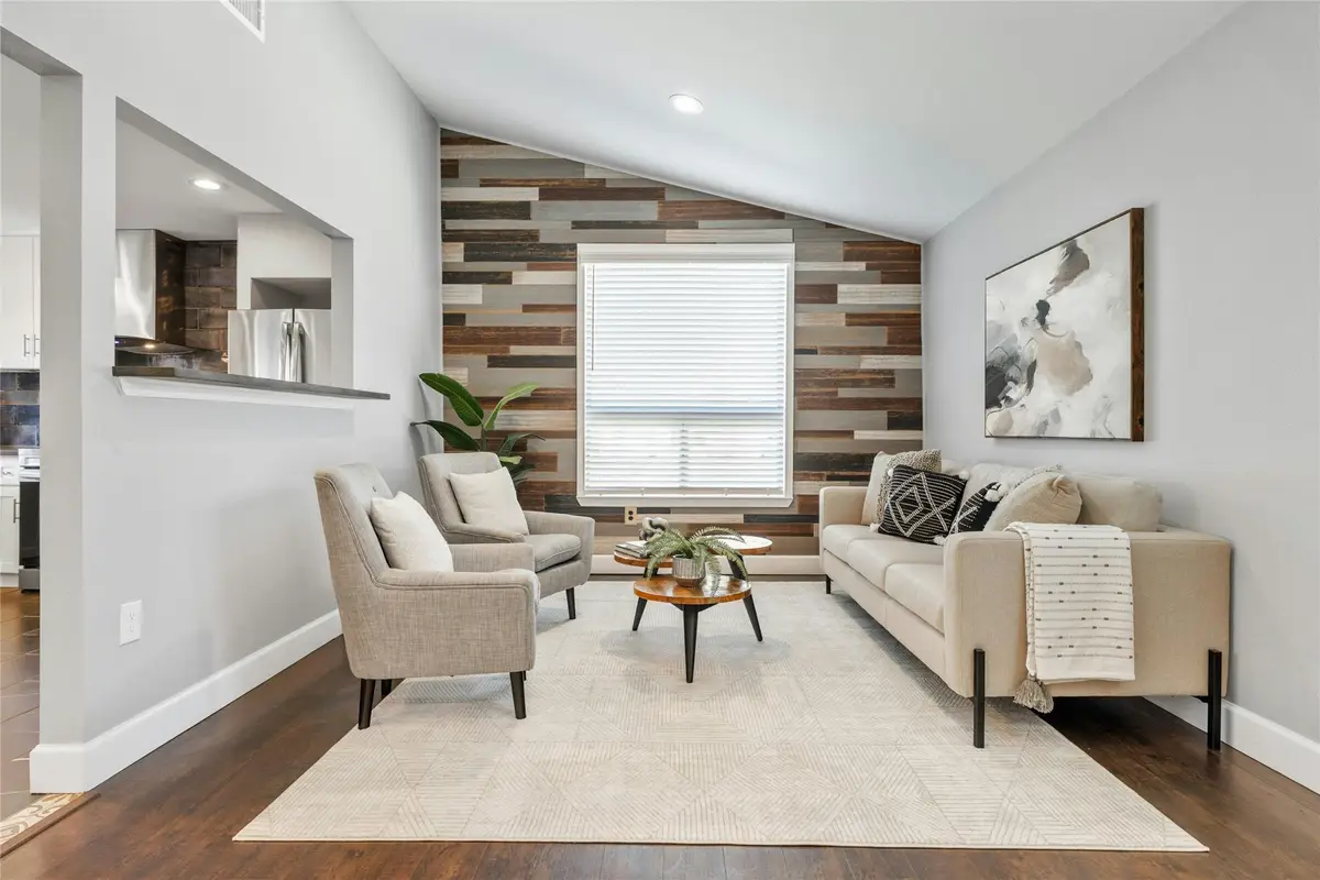 5503 Manor Rd, Austin, TX 78723 - #1