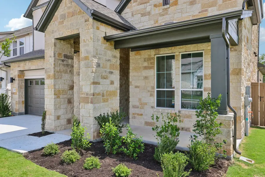 206 San Saba Dr, Buda, TX 78610 - #3