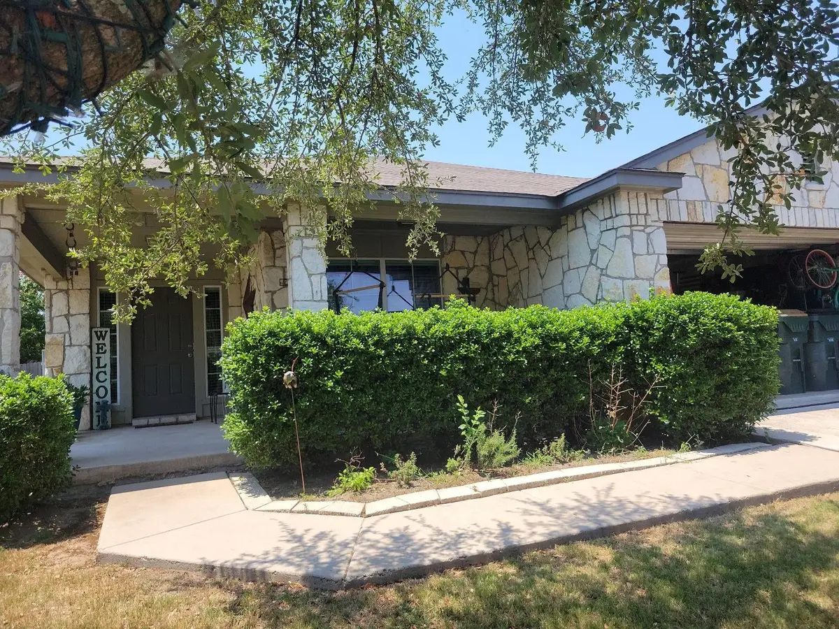 305 Verano Dr, Kyle, TX 78640 - #1