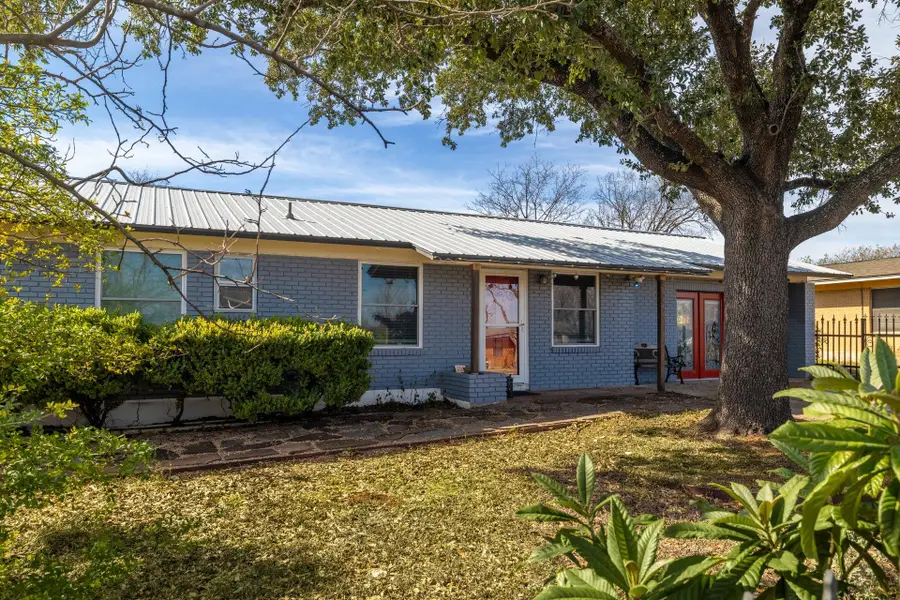 205 E Lola Dr, Austin, TX 78753 - Image #2