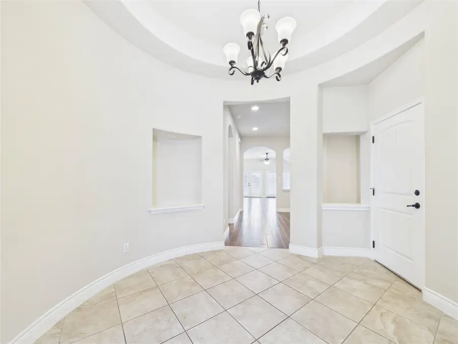 501 Kirkhill St, Hutto, TX 78634 - #3