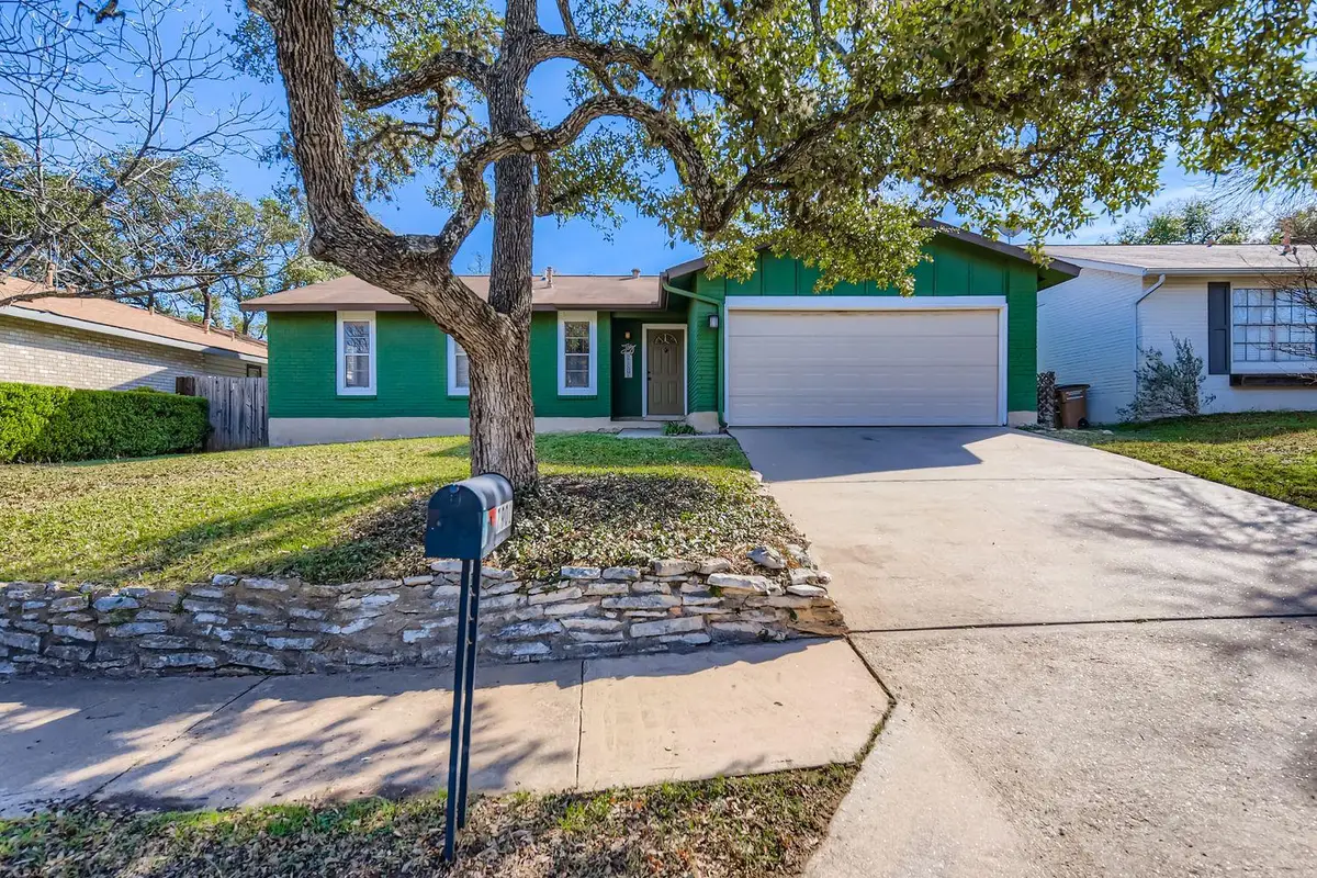 7901 Croftwood Dr, Austin, TX 78749 - Image #1