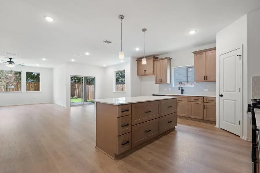 270 Pale Horse Bnd, Buda, TX 78610 - #2