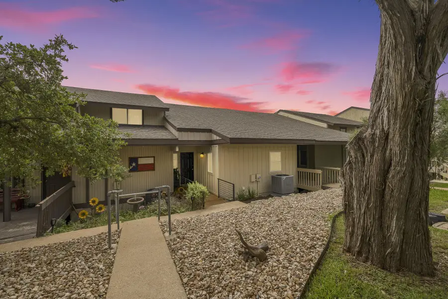 305 Venture Blvd S, Lago Vista, TX 78645 - Image #3