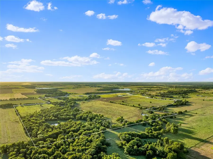 19587 Vilas Rd, Holland, TX 76534 - Image #2