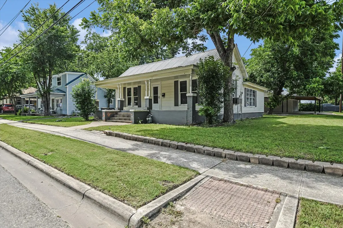 312 W 10th St, Georgetown, TX 78626 - #1