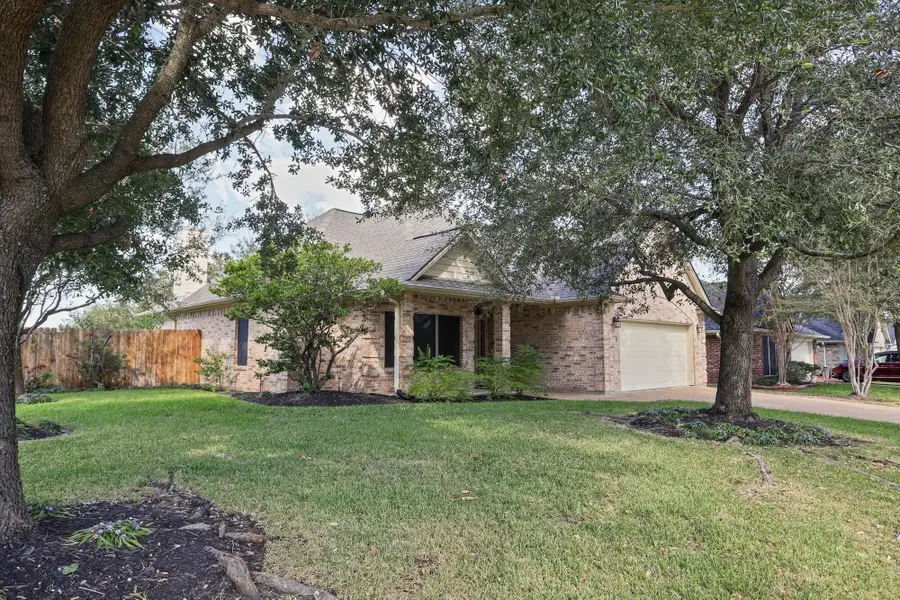 101 Hartford Dr, College Station, TX 77845 - #2