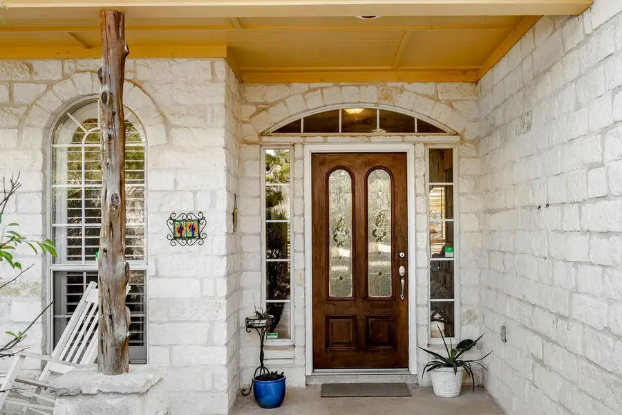 11 Elmwood Cir, Wimberley, TX 78676 - Image #3