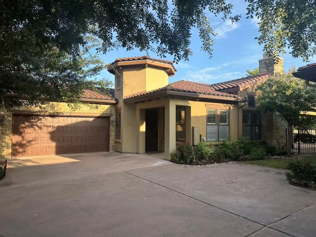 210 Versilia Cir, Lakeway, TX 78734 - #1