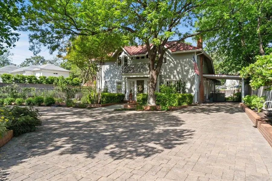 1502 Murray Ln, Austin, TX 78703 - Image #3