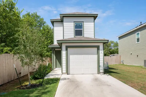 68 Trinity Cir, Lockhart, TX 78644