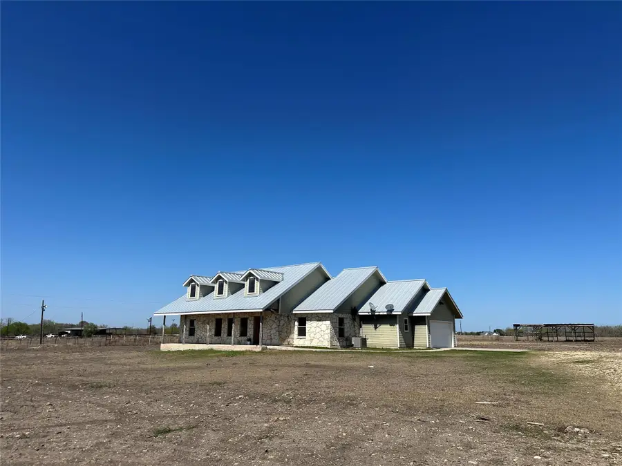 4355 SE River Rd, Martindale, TX 78655 - #3