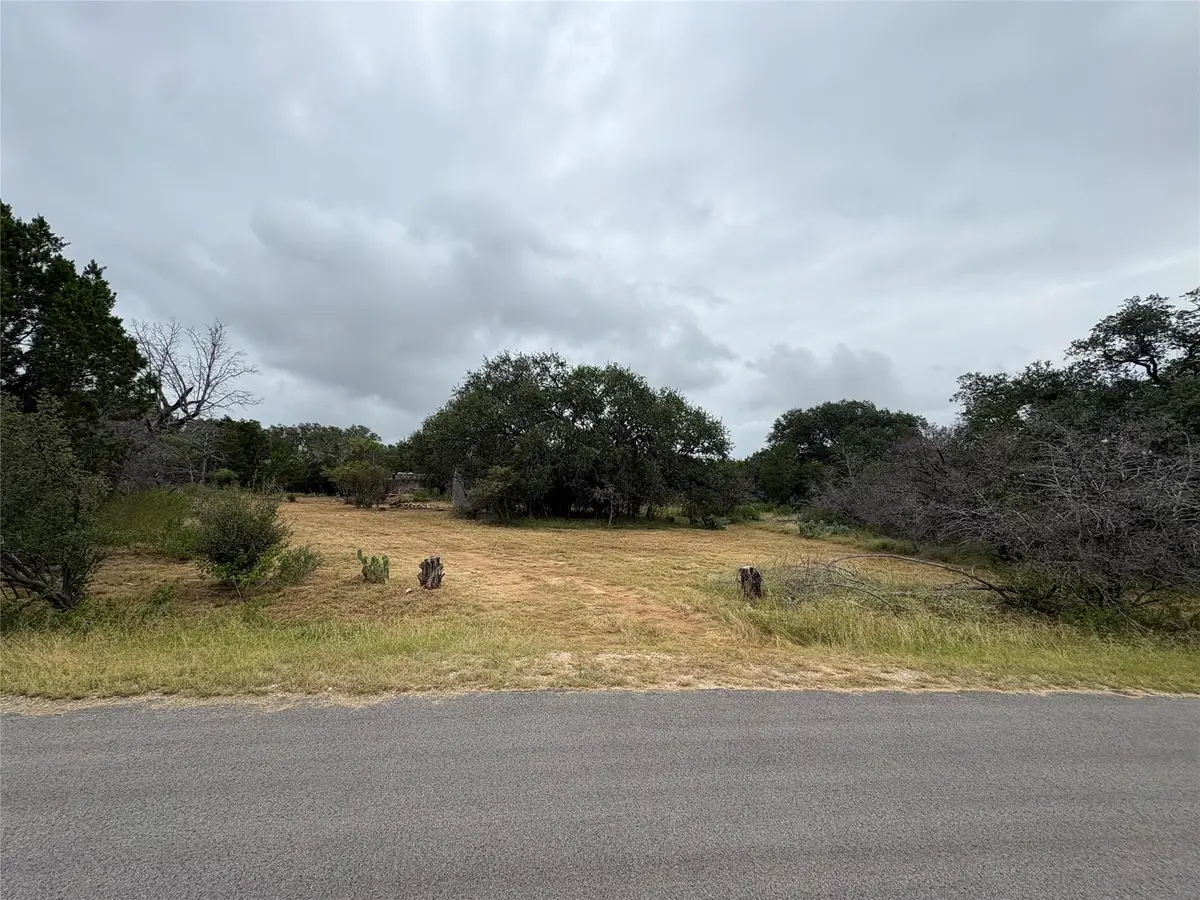 21708 Cardinal Ave, Lago Vista, TX 78645 - #1