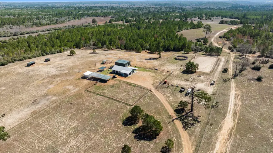 935 Highway 21 E, Bastrop, TX 78602 - #2