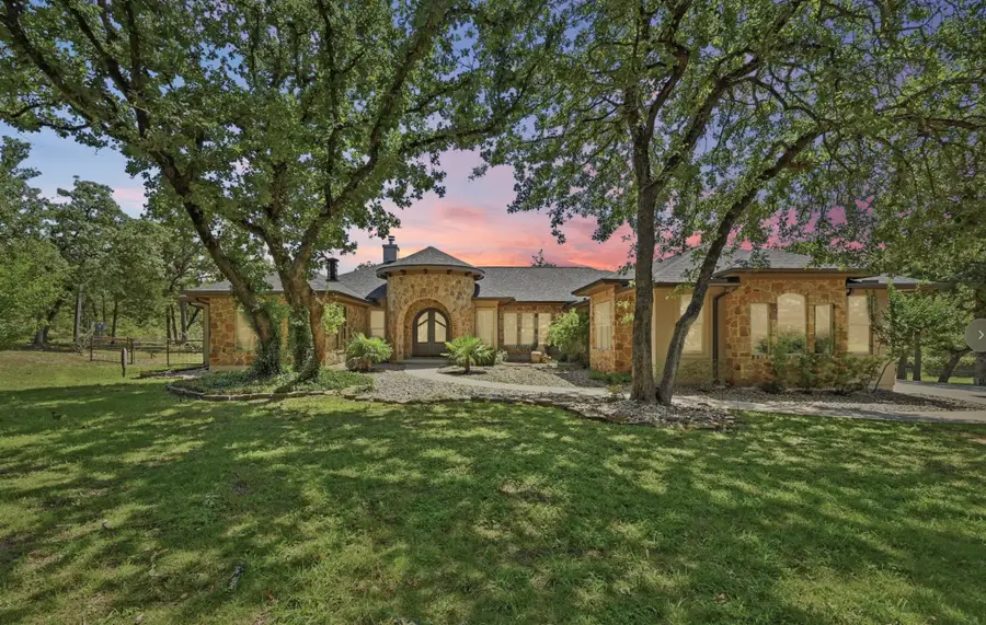 387 Corral Rd, Smithville, TX 78957 - #3