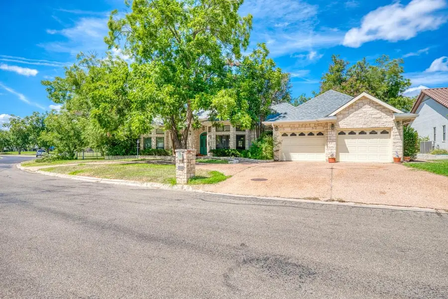 331 Olympia Fields St, Meadowlakes, TX 78654 - Image #3