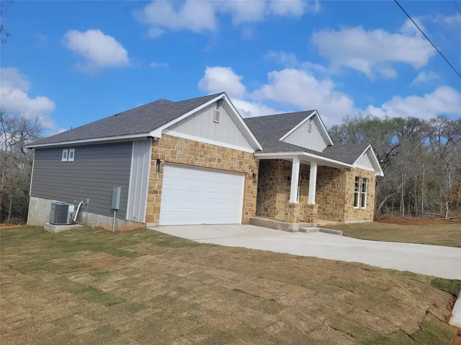 185 Nuuanu Ln, Bastrop, TX 78602 - Image #3