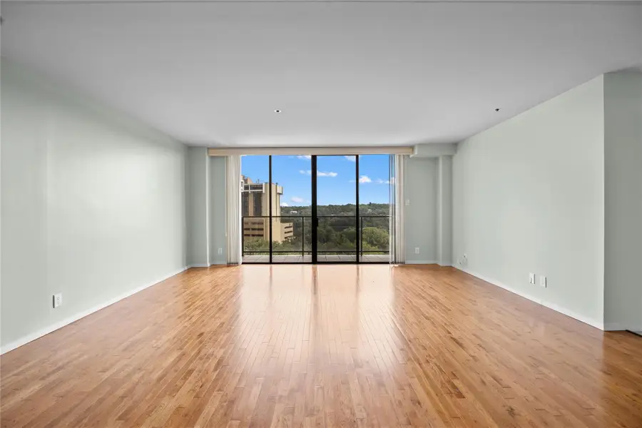 40 N Interstate 35 Highway #8C4, Austin, TX 78701 - #3
