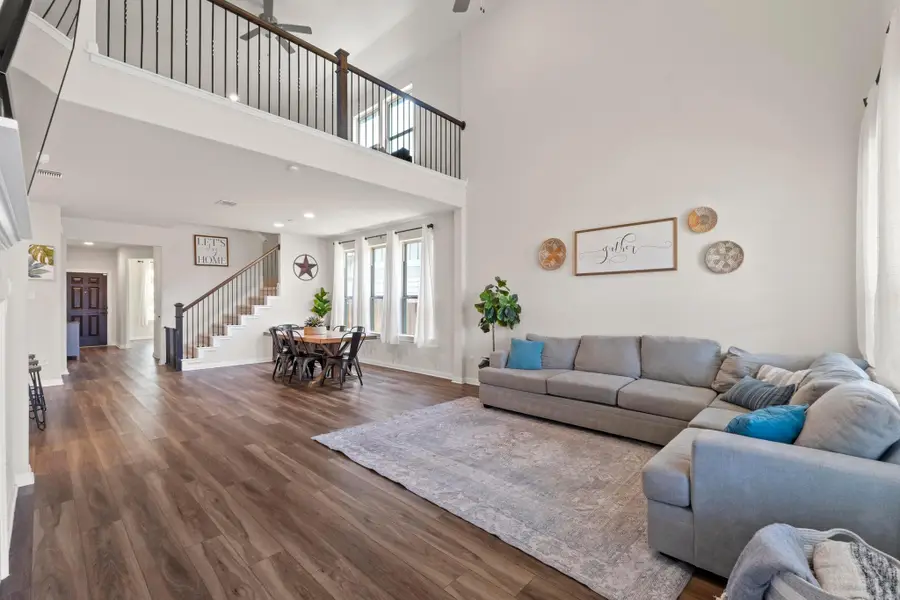 251 Zuma Dr, Liberty Hill, TX 78642 - #2