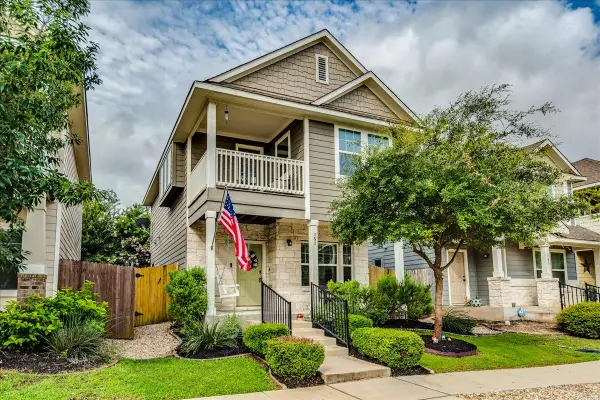 151 Friendship Oak Dr, San Marcos, TX 78666