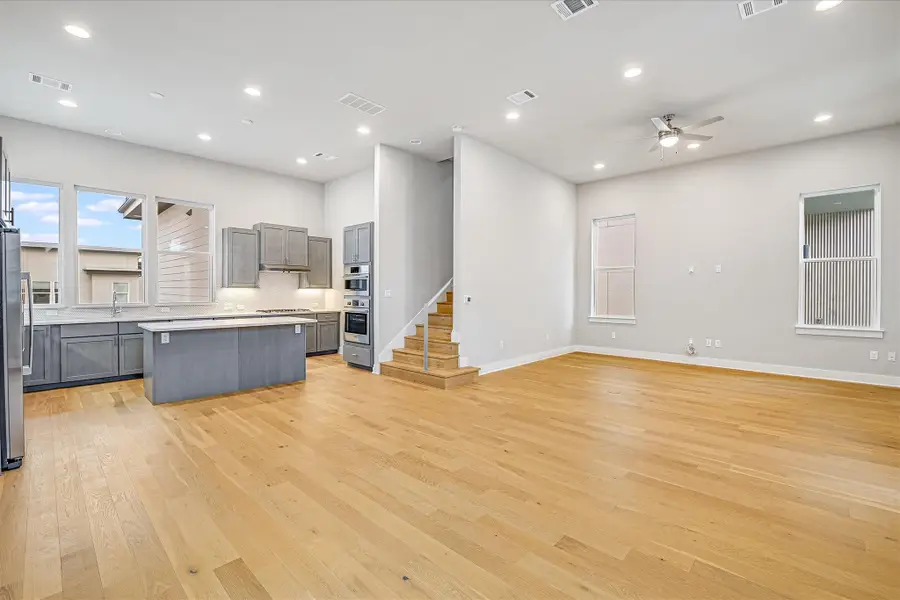 6136 Florencia Ln, Austin, TX 78724 - #3