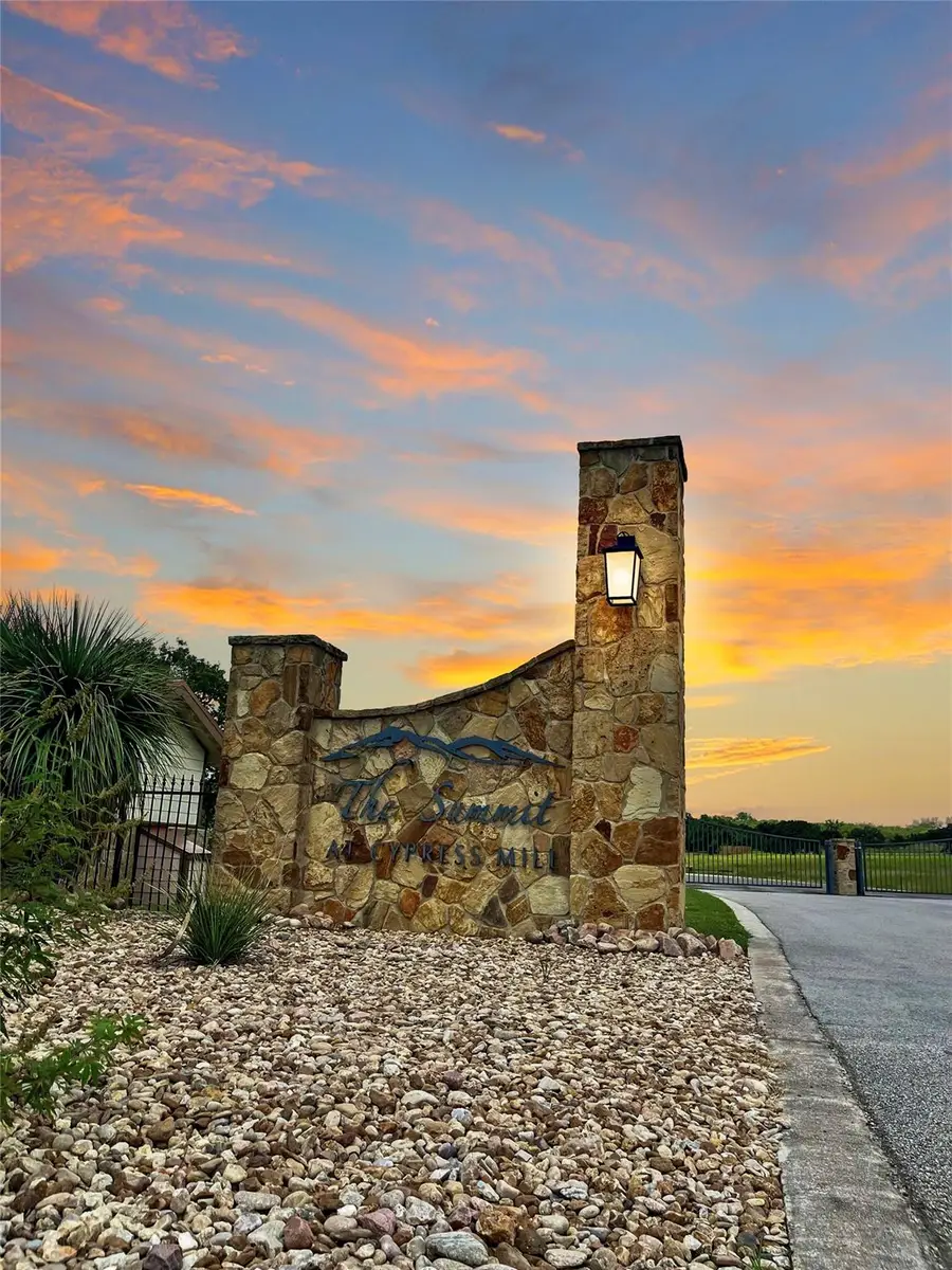 97 Summit Ridge Trl, Johnson City, TX 78636 - Image #2