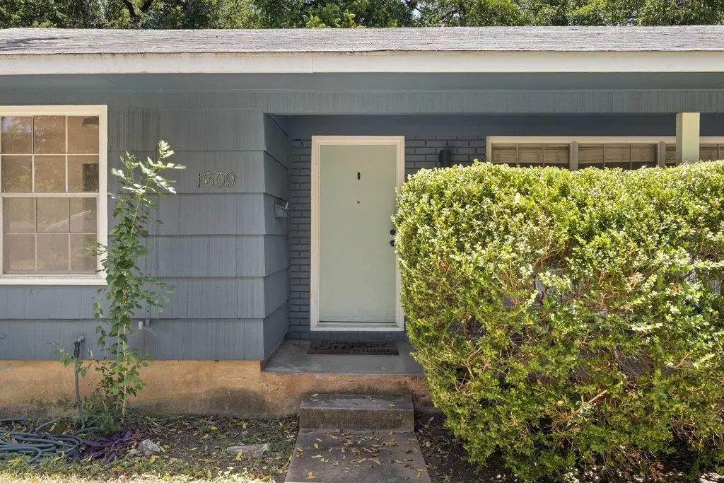 1609 Larkwood Dr, Austin, TX 78723 - #1
