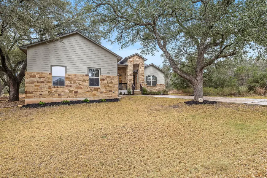103 Kendall Dr, Spicewood, TX 78669 - Image #3