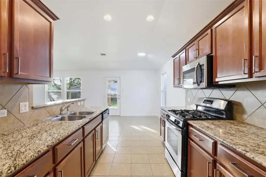 448 Nottingham Loop, Kyle, TX 78640 - #2