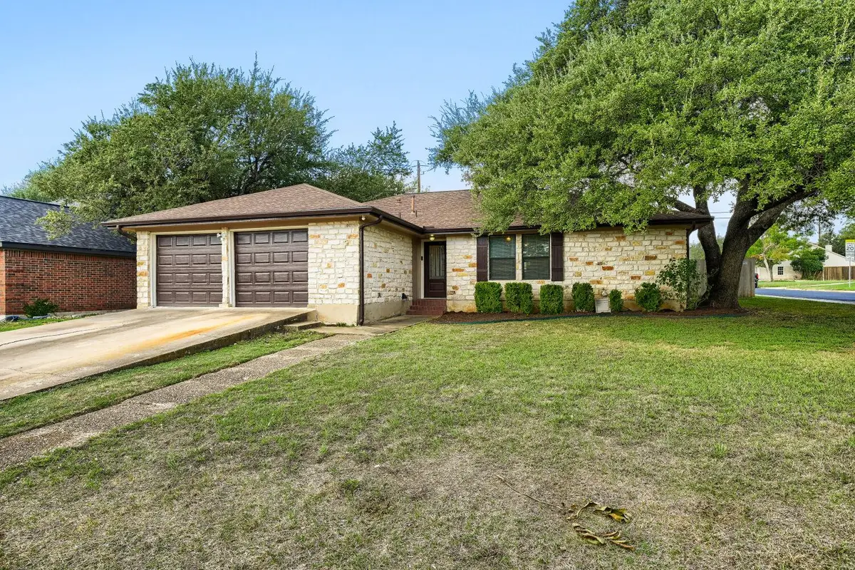 201 Woodstone Dr, Georgetown, TX 78628 - #1
