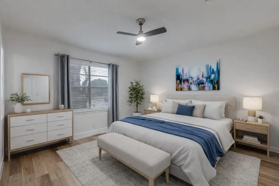 1845 River Crossing Cir #B, Austin, TX 78741 - Image #2