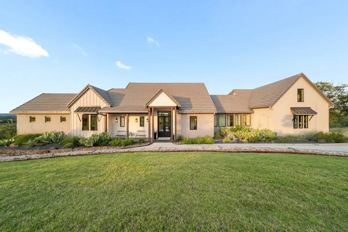 111 Rock N Robyn Trail, Horseshoe Bay, TX 78657 - #1