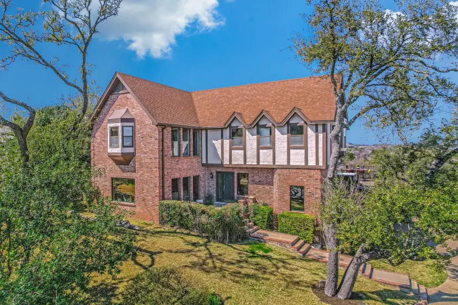 2006 Wychwood Dr, Austin, TX 78746 - #3