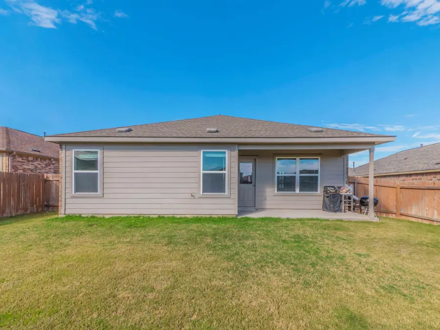 1308 Nokota Bnd, Georgetown, TX 78626 - Image #2