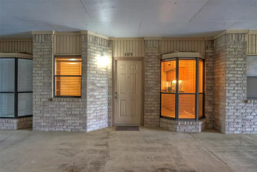 3316 Guadalupe St #309, Austin, TX 78705 - #3