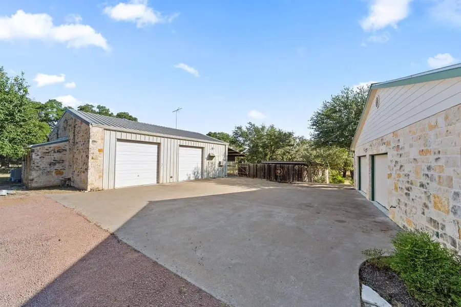 285 Triple Creek Rd, Fredericksburg, TX 78624 - #3