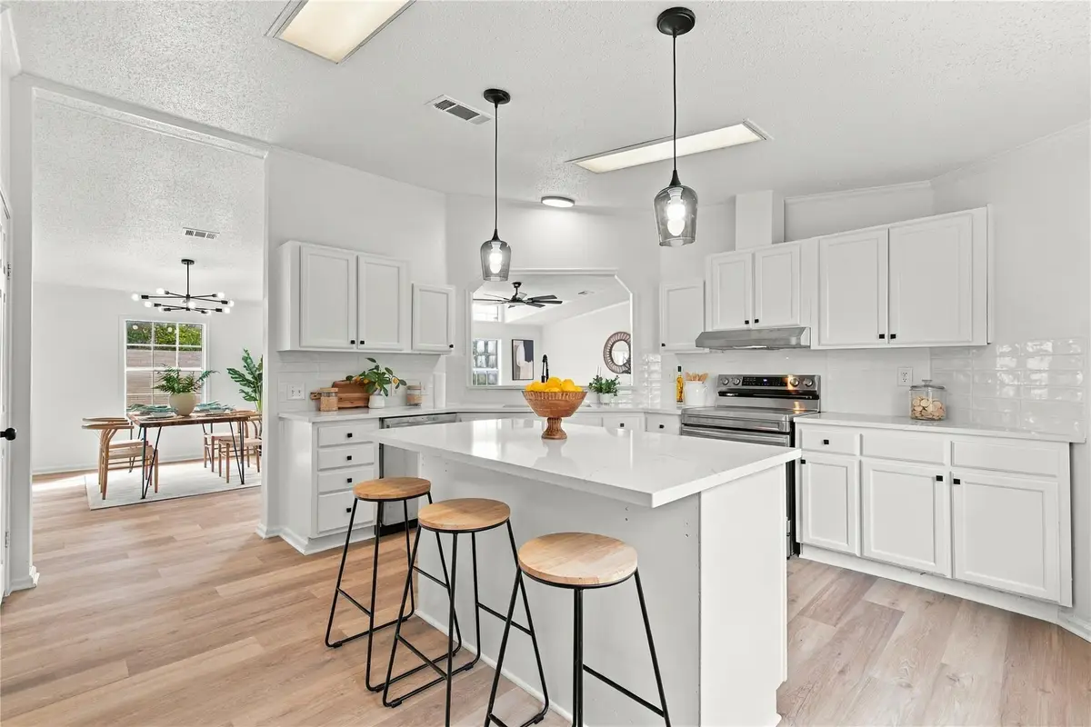 203 S Ocatillo Ln, Georgetown, TX 78633 - #1