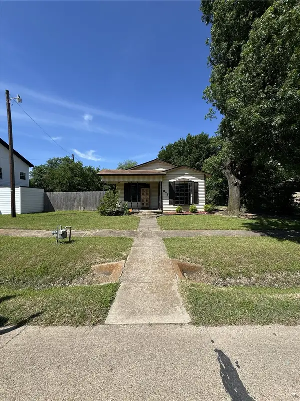803 Ripley St, Ennis, TX 75119