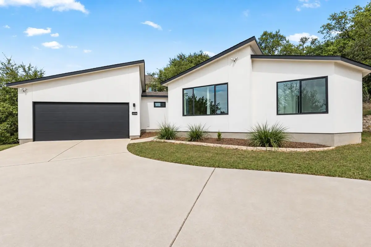 20008 Columbus Ln, Lago Vista, TX 78645 - #1