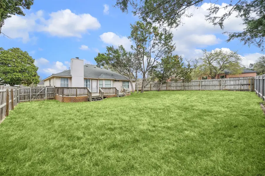 1701 Hillcrest Dr, Cedar Park, TX 78613 - #2