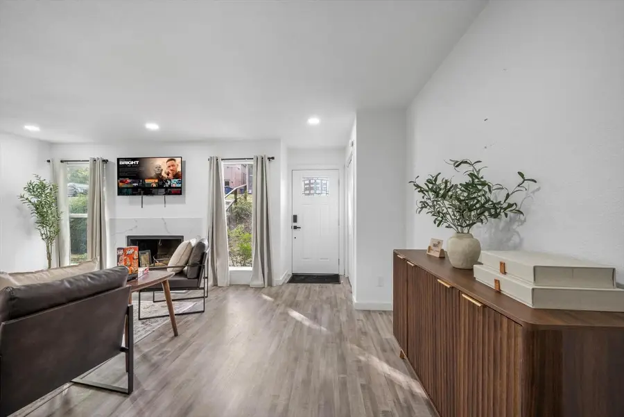 6413 Chimney Creek Cir #A1, Austin, TX 78723 - #3