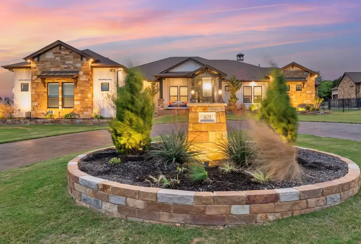 401 Highland Bluff Dr, Georgetown, TX 78633 - #1