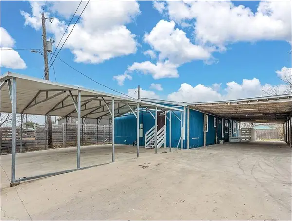 652 Stag Horn Pass, Kyle, TX 78640