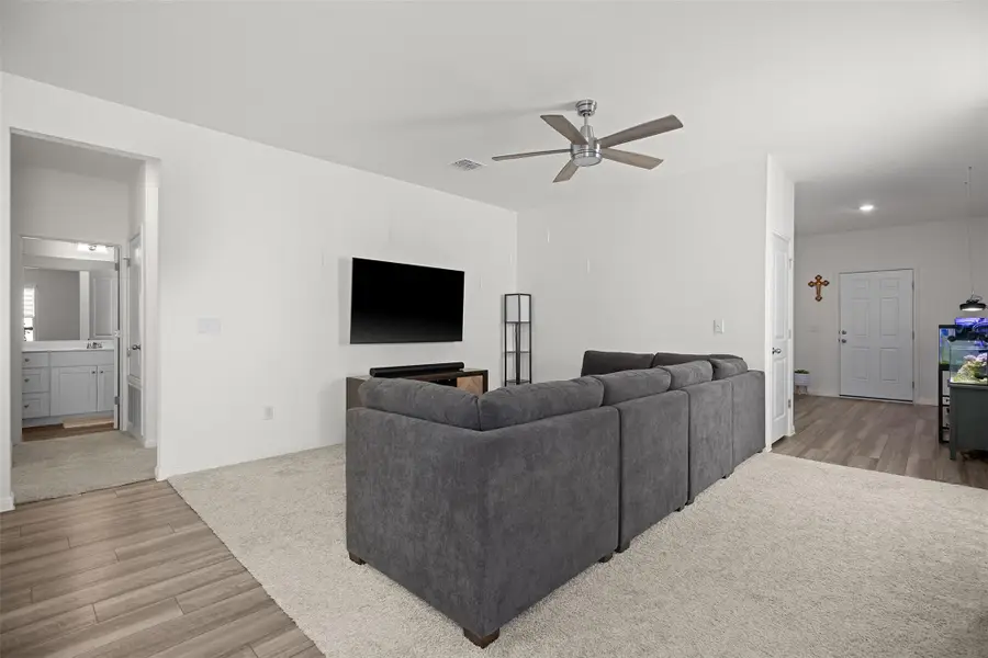 104 Enforcer Loop, Jarrell, TX 76537 - Image #3