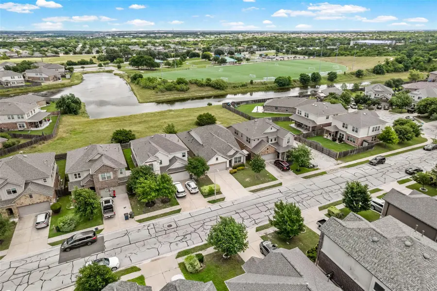 536 Rancho Verde Dr, Leander, TX 78641 - #2