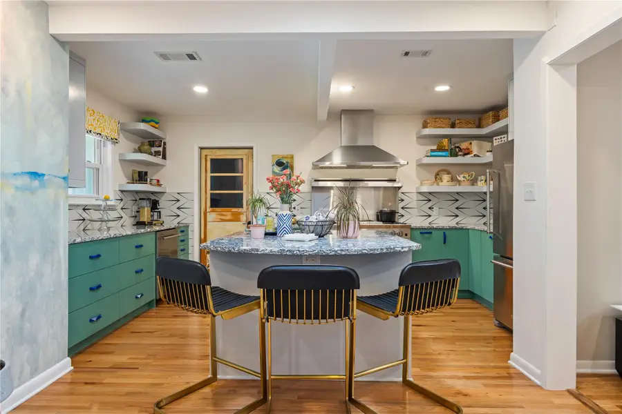 7607 Meadowview Ln, Austin, TX 78752 - #3
