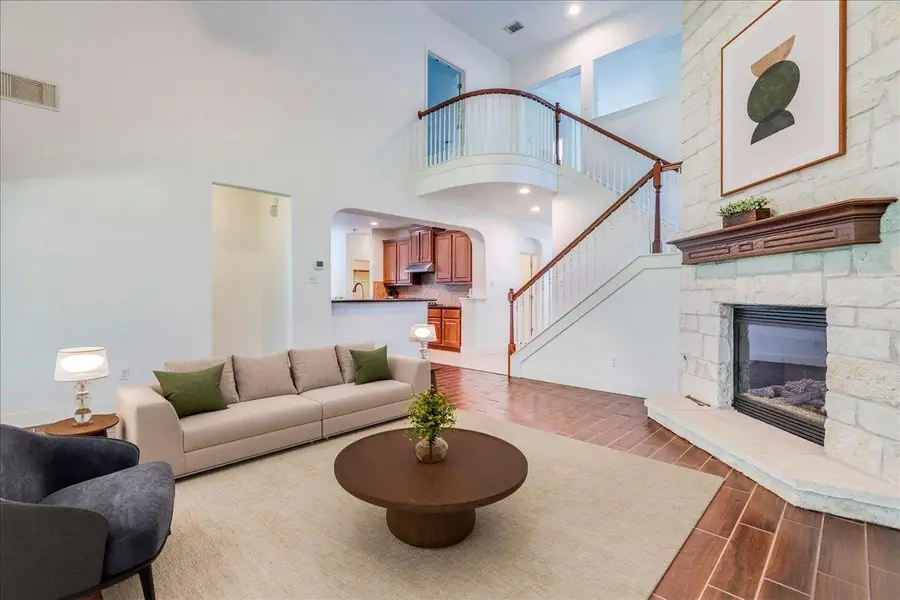8024 Levata Dr, Austin, TX 78739 - #2